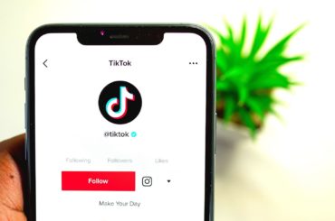 tik tok appli ados reseau social réseaux sociaux